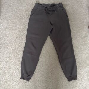 Lululemon On the Fly Jogger 28" Grey Sage Size 6